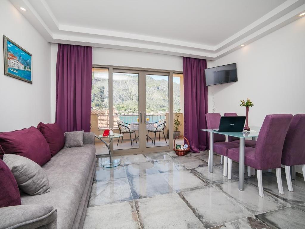 Apartments Castello Kotor Oda fotoğraf