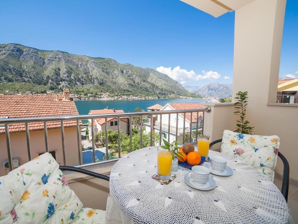 Apartments Castello Kotor Oda fotoğraf
